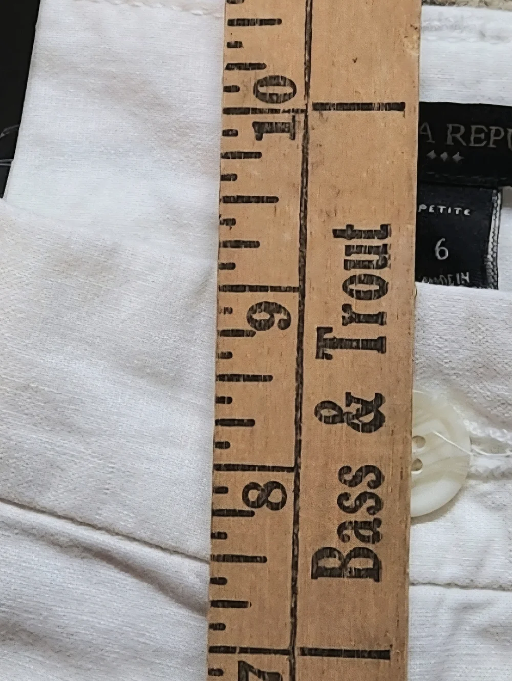 Banana Republic White Linen Blend Petite Cuffed Ankle Pants 6P Tailored Trouser